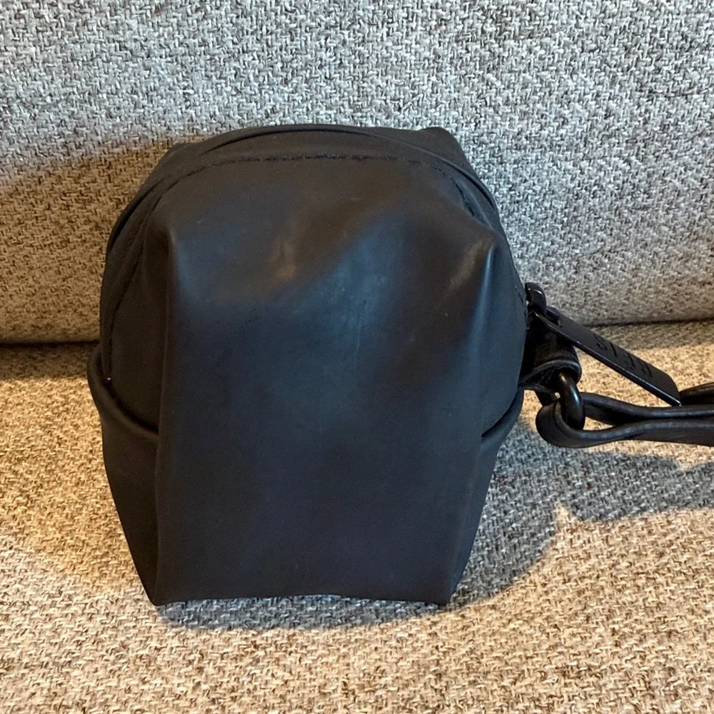 BEIS Diaper Bag Accessory Wet/Dry Small Pouch Pacifier Holder Black